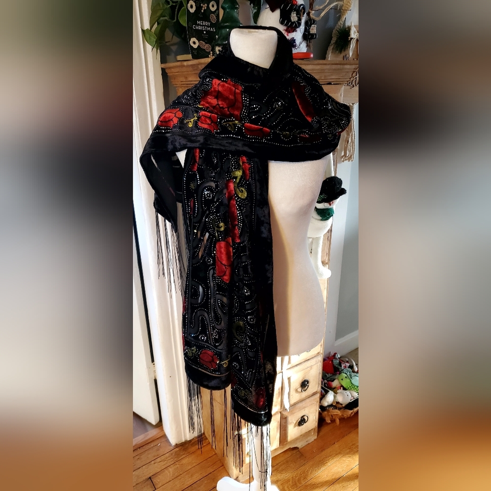 Elegant Black and Red Embroidered Women's Scarf